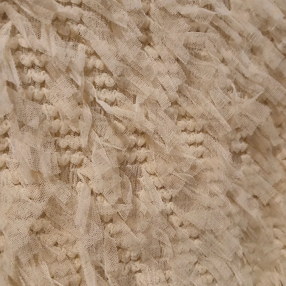 Zara Cream Textured Blouse - Picture 5 of 9